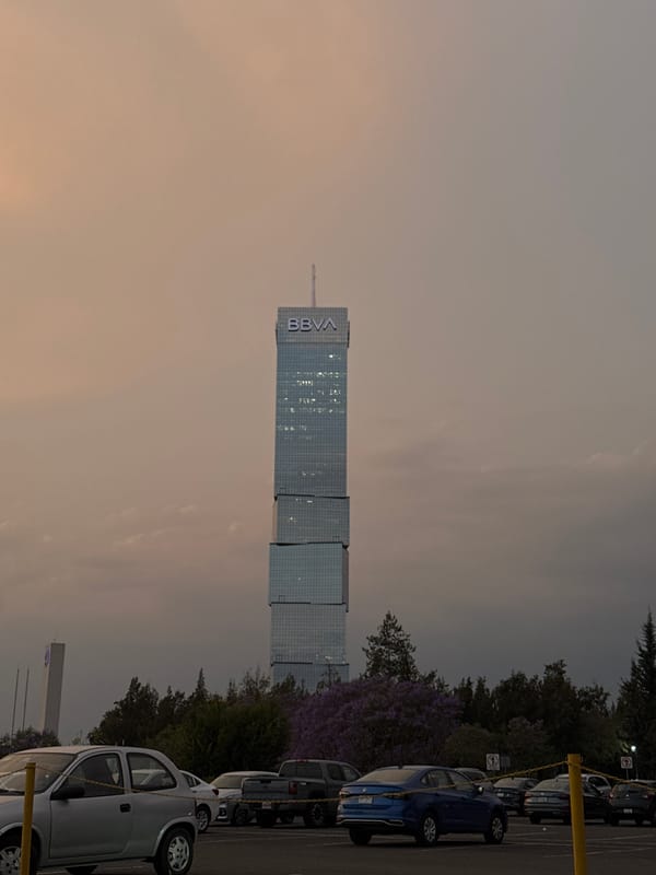 Evening scenes captured across Puebla during routine twilight hour