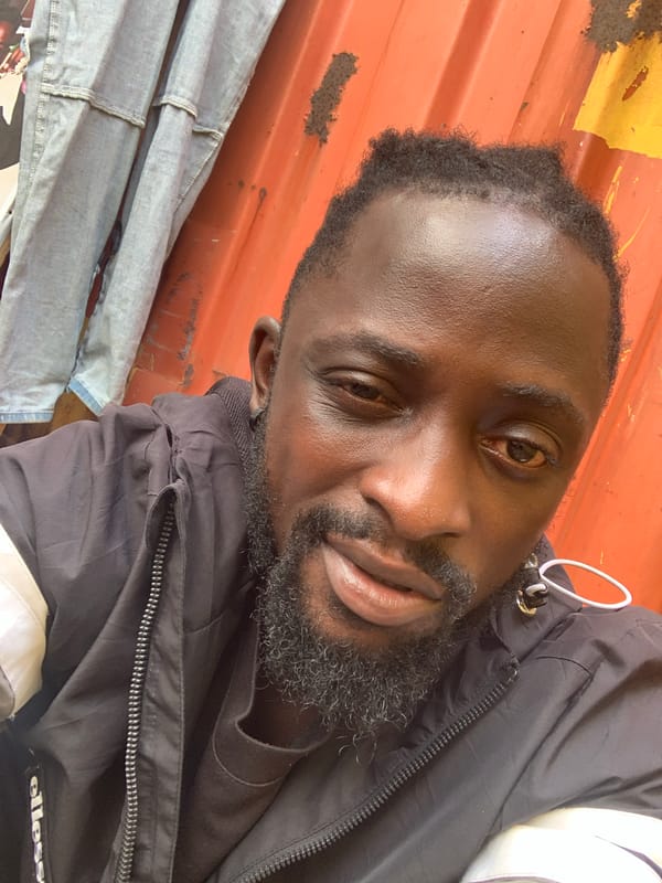 Man photographed multiple times in Lekki, Nigeria