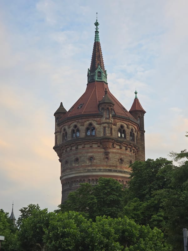 Evening stroll through Worms, mixing historic towers and street scenes