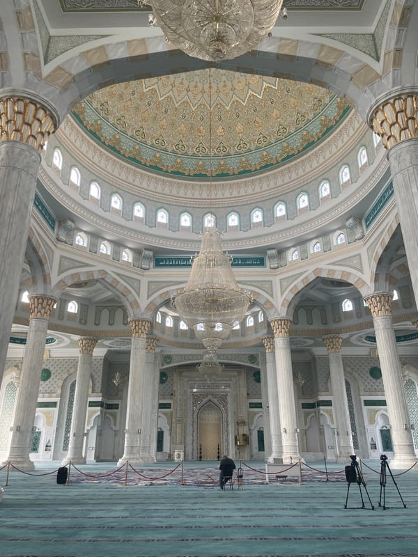Morning visit to Hazrat Sultan Mosque in Astana