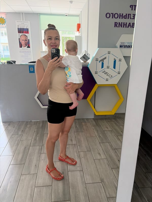 Casual selfies and baby photos from indoors in Chaikovsky