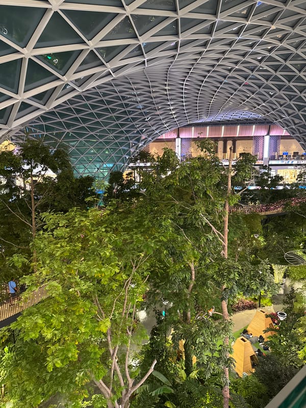 Exploring Doha's geodesic dome mall atrium on an August evening