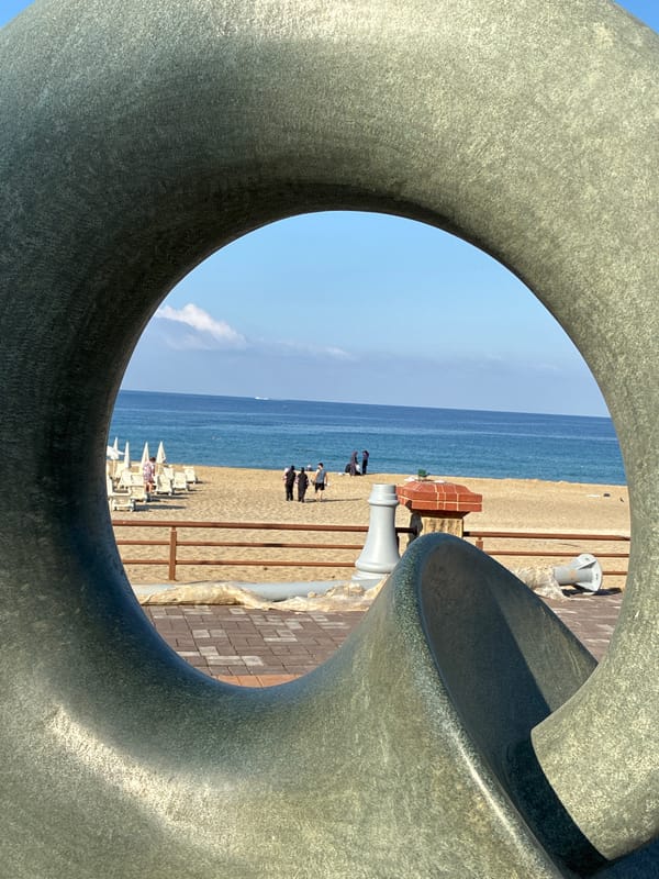 Morning walkthrough of Alanya's beachfront streets and landmarks