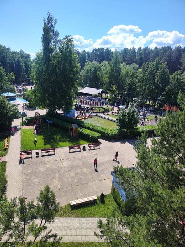 Amusement park visit captured in eight scenic moments