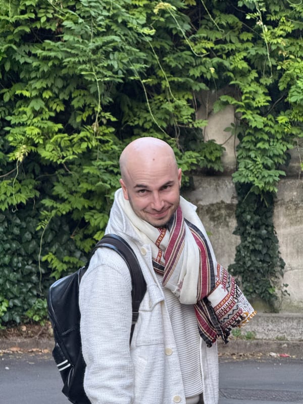 Casual street scenes documented in Milan evening