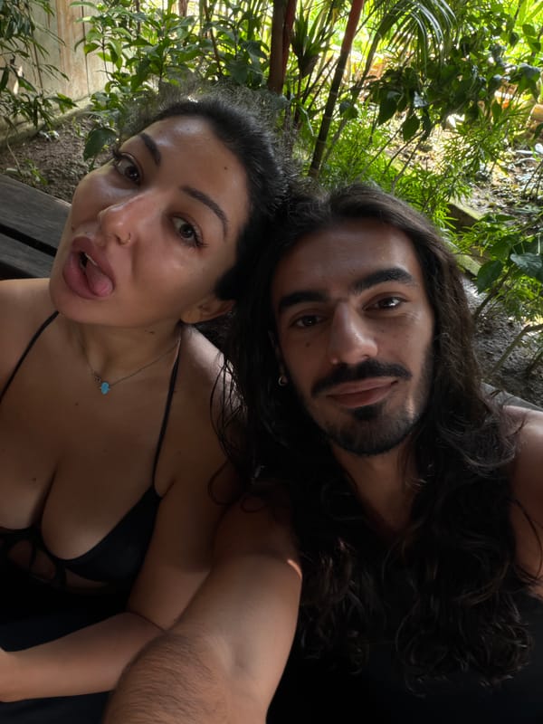Lazy afternoon photos in the greenery of North Kuta, Bali