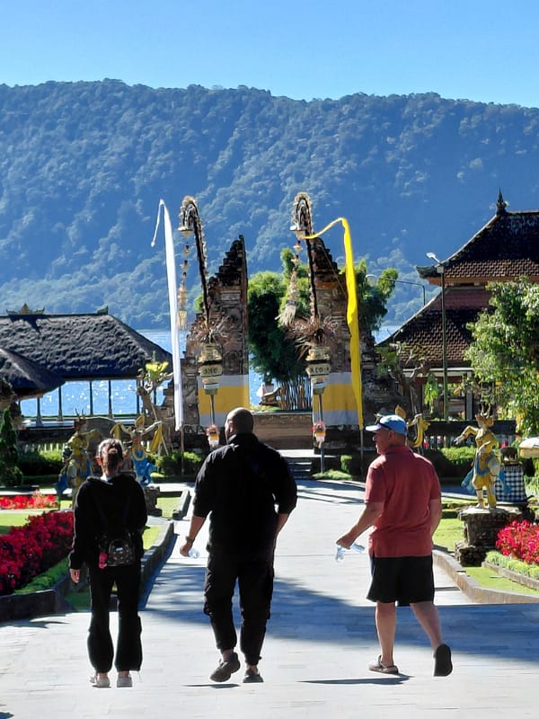 Pura Ulun Danu Bratan temple grounds, gardens, and lake