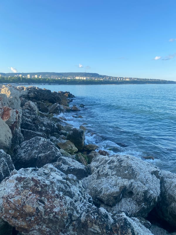 Coastal exploration around Varna's Black Sea shoreline and promenade