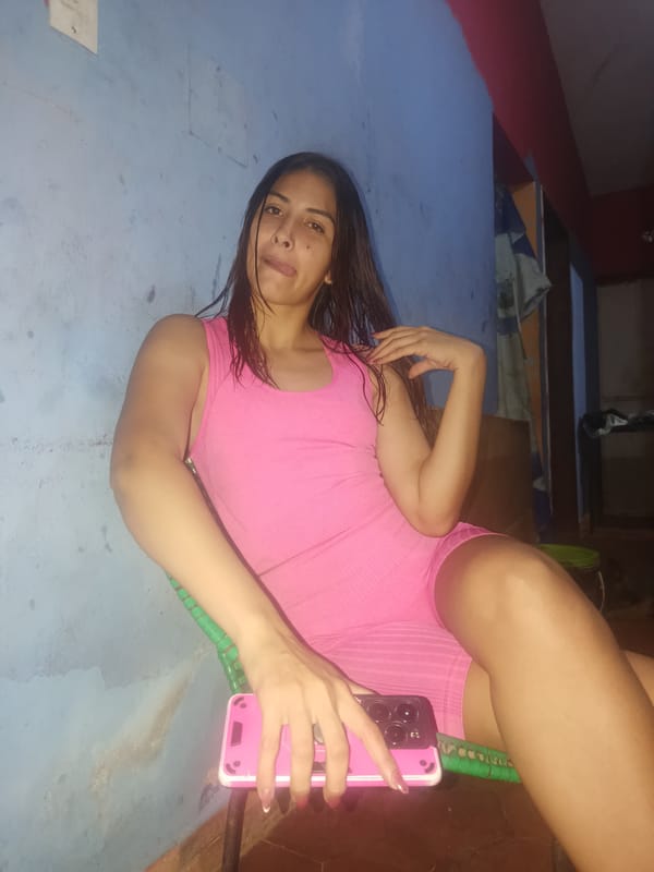 Domestic moments documented during early morning hours in Juan Griego