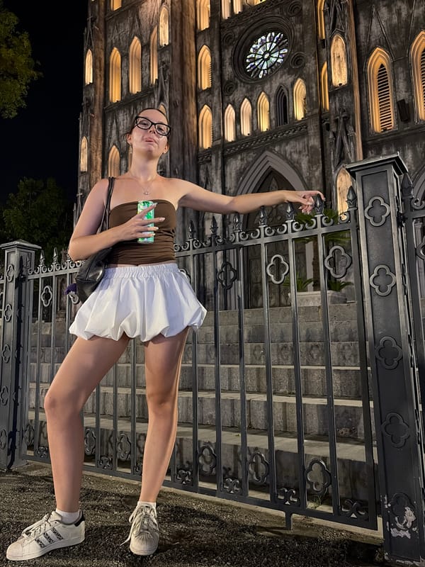 Evening photography tour of Hanoi's historic religious sites
