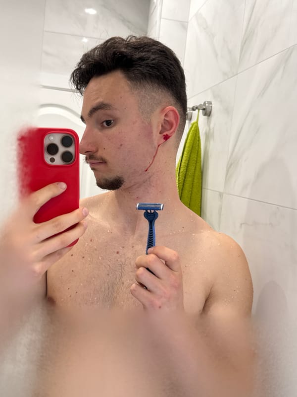 Man cuts himself while shaving, takes selfies in Sofia bathroom