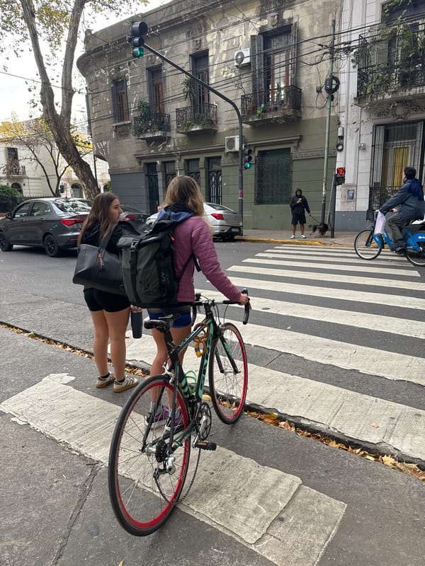 Street life documented in Buenos Aires neighborhood