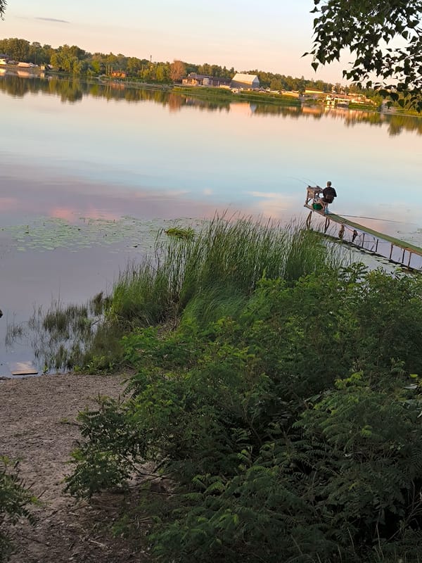 Evening on the Dnipro: Kyiv's riverbank at dusk