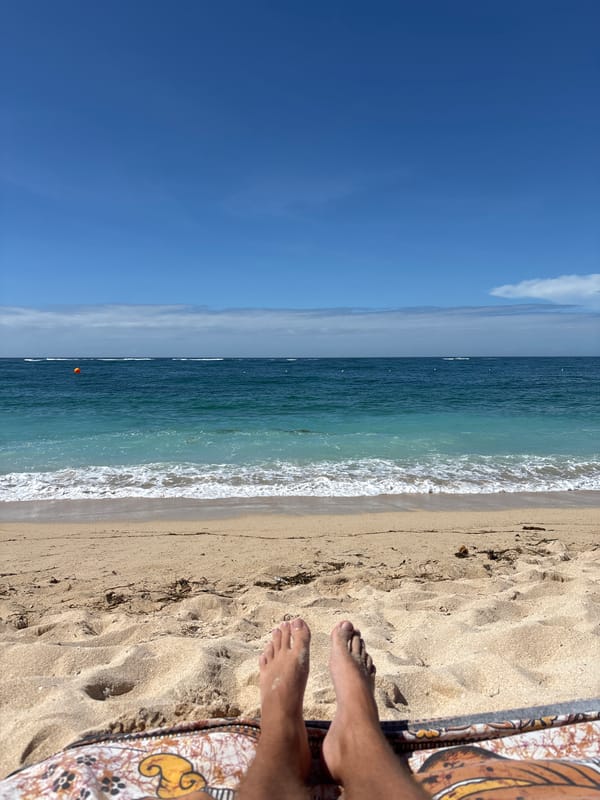 Beach visitor captures peaceful morning scenes in Kuta Selatan