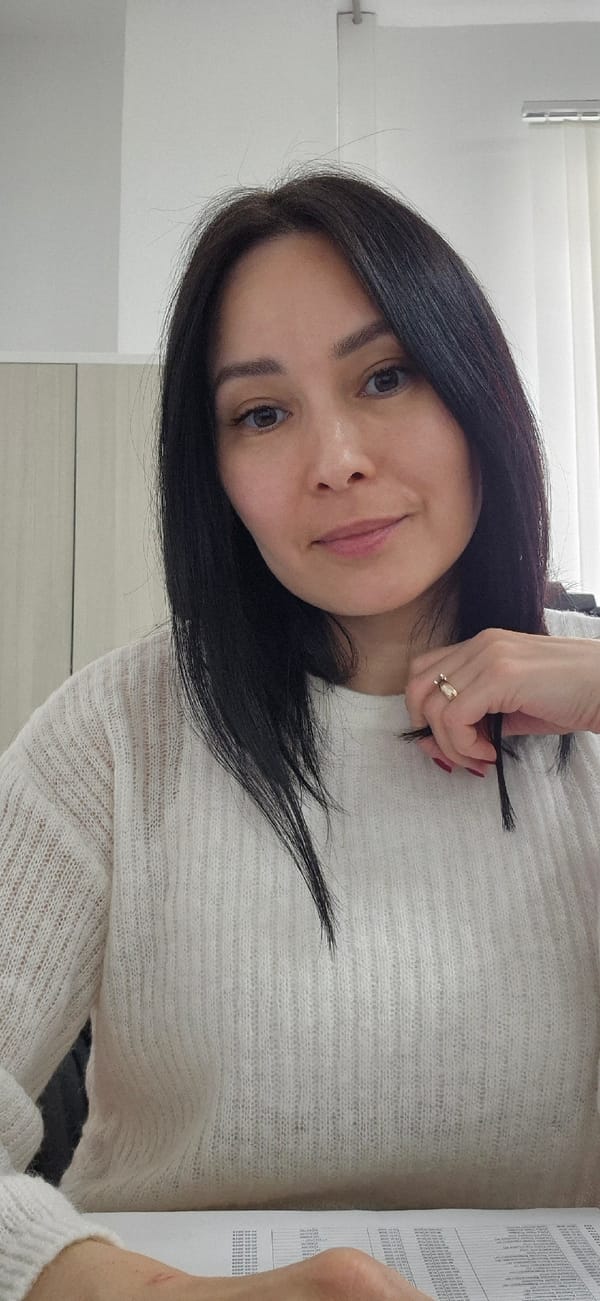 Early morning coffee and selfie moments in Kazan