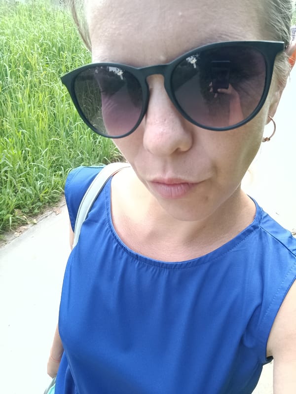 Quick selfie session on a sunny path in Chaikovsky