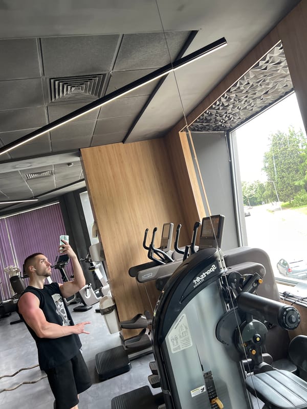 Mirror selfies at a Burgas gym, June 2026