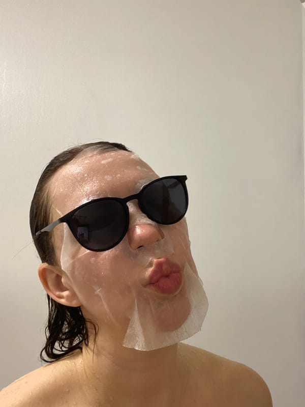 Morning beauty routine documented in Yekaterinburg bathroom