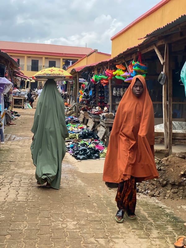 Afternoon trading underway at Kafanchan B's busy outdoor market