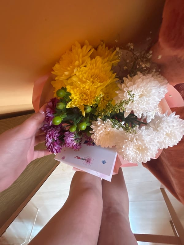 Flower bouquet with greeting card spotted in Blagoevgrad