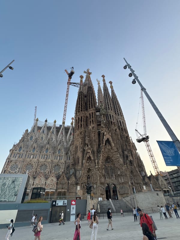 Tourists document ongoing Sagrada Familia construction in Barcelona