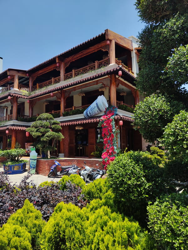 Morning scenes documented across Da Lat Vietnam cultural sites