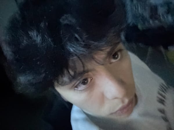 Selfie captured in Mexico City shows unidentified person