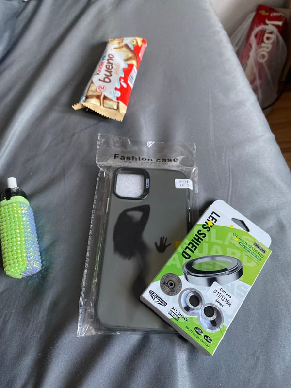 Quiet afternoon moments captured in Šušanj, Montenegro residential area