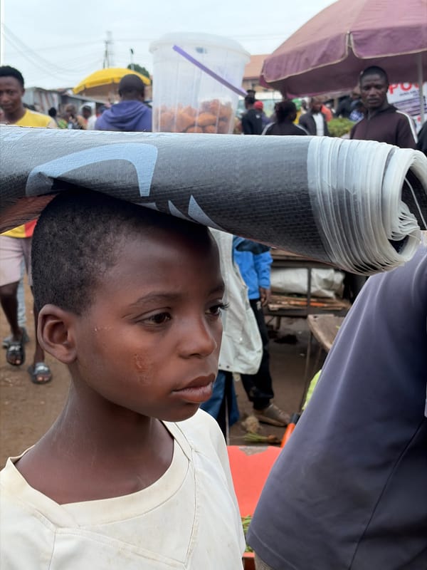 Morning market activity in Gura Top, Nigeria