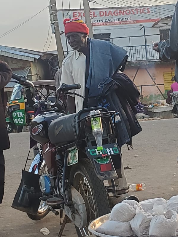 Street life in Gwong, Nigeria on a June afternoon