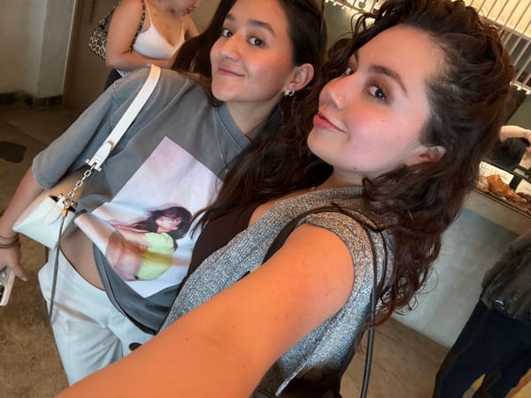 Friends capture selfie moment at Mexico City bakery