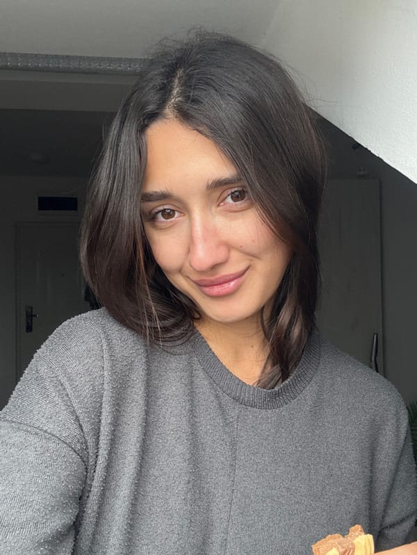 Mirror selfies and street scenes captured in Kraljevo, Serbia