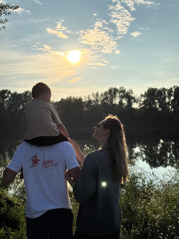 Lazy Sunday in Chaikovsky: cooking, a river walk, and a hamster
