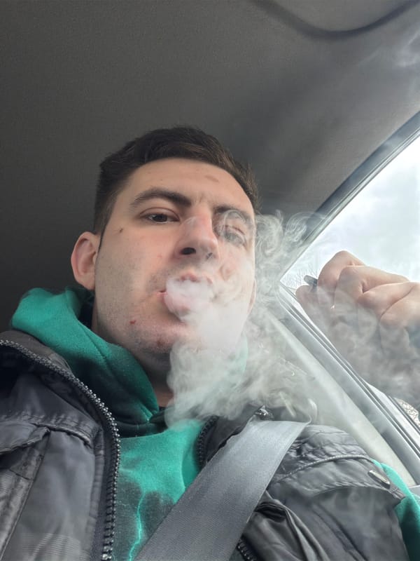 Man observed in parked vehicle during smoking incident in Varna