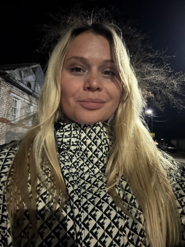 Woman documents hospital stay through selfies in Sarapul