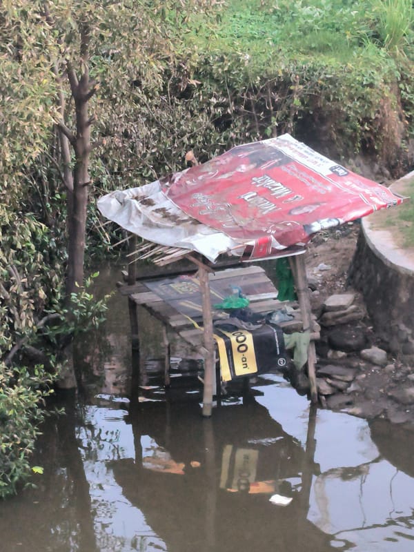 Everyday scenes captured in Lhokseumawe: waterfront shelters and home interiors