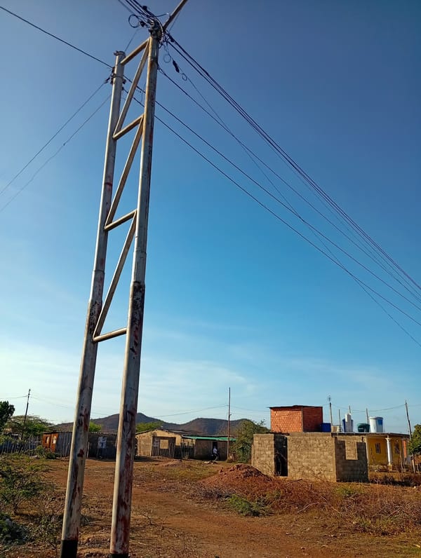 Dramatic sunset documented across rural Venezuelan towns over two hours
