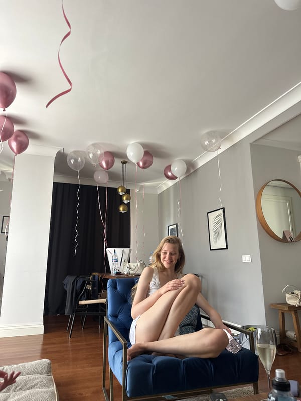 Birthday hangout in a Beşiktaş living room, dog included