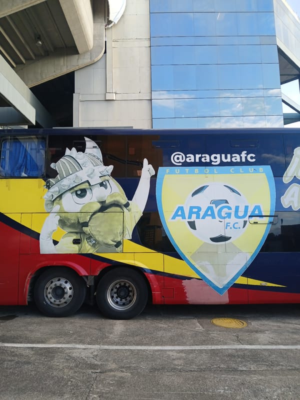 Aragua F.C. football match concludes in Ciudad Guayana stadium