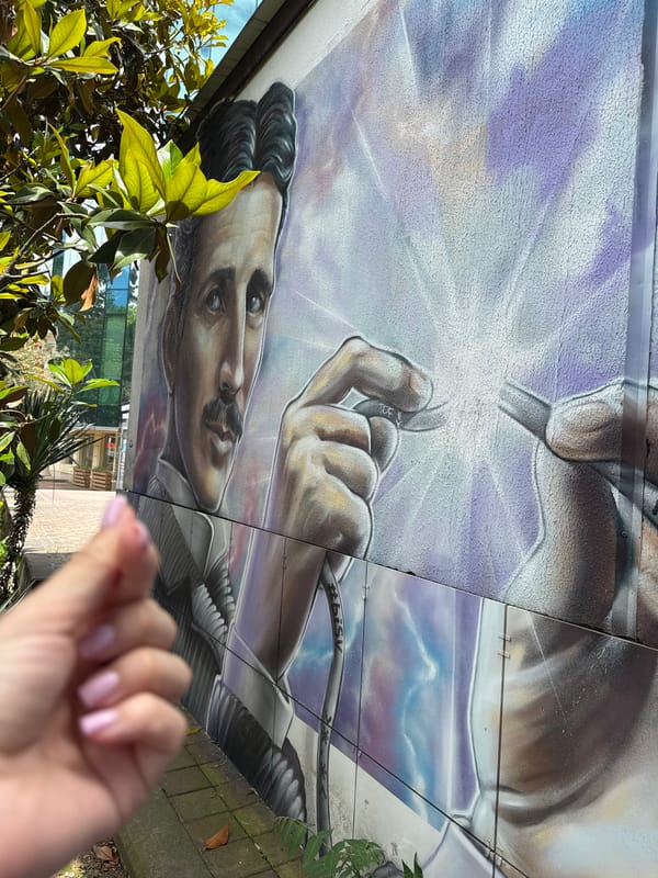 Morning street life documented across 85 minutes in Sochi