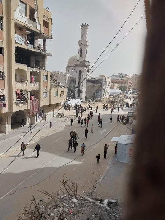 Daily life amid destruction documented in Khan Yunis displacement camps