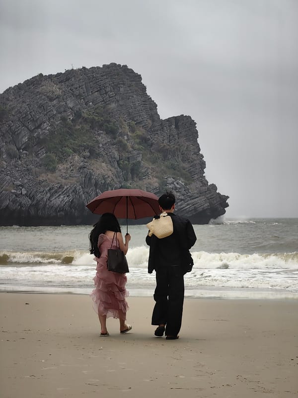 Early morning beach activities captured in Hải Phòng, Vietnam