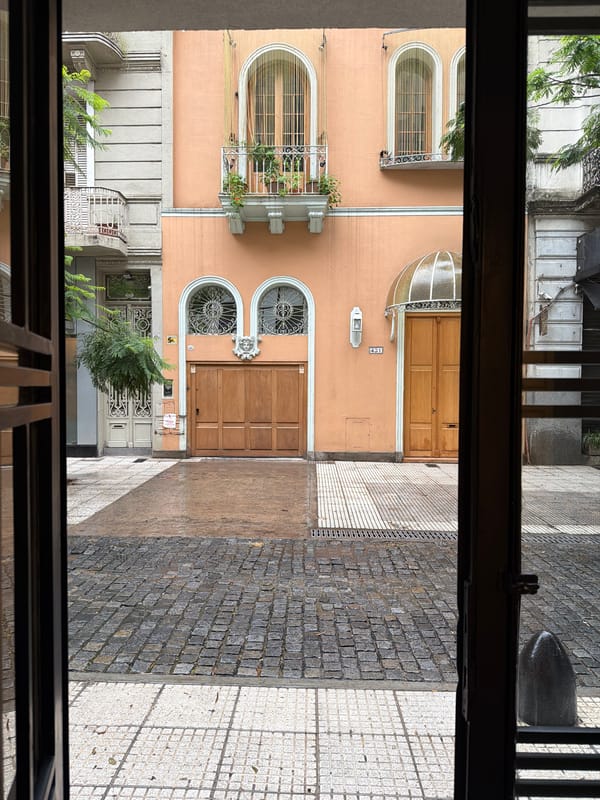 Buenos Aires resident captures street views, TV news broadcast