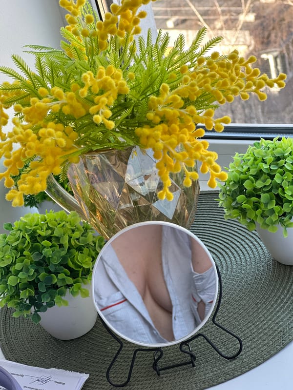 Quiet domestic moments captured in Kazan home
