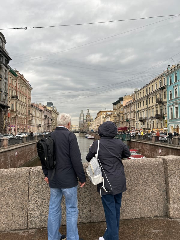 Ordinary afternoon moments captured across central Saint Petersburg landmarks