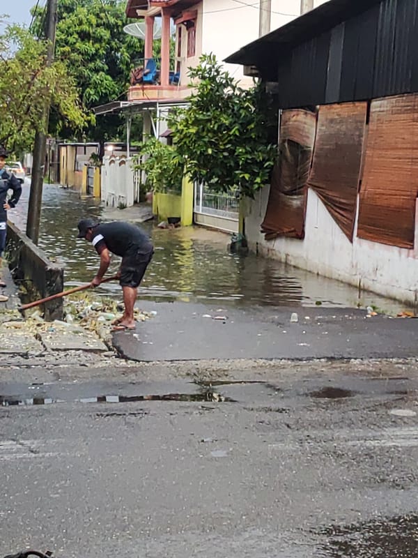 Heavy rain soaks Lhokseumawe playgrounds and streets