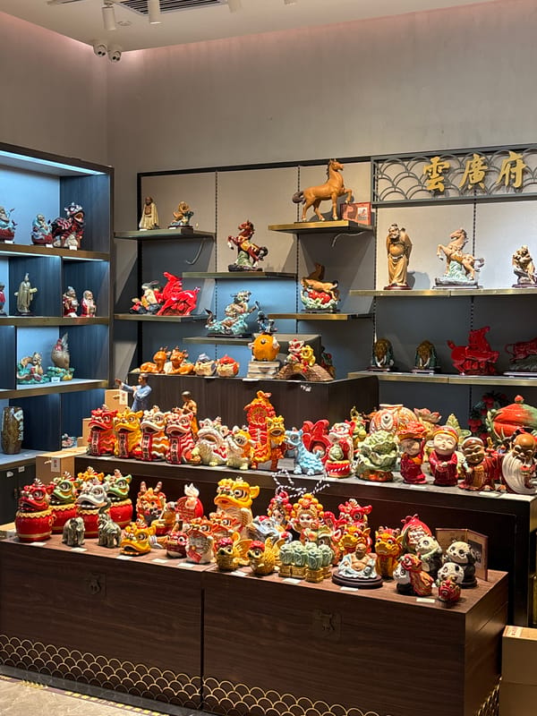 Traveler documents airport journey and cultural exhibits in Khimki