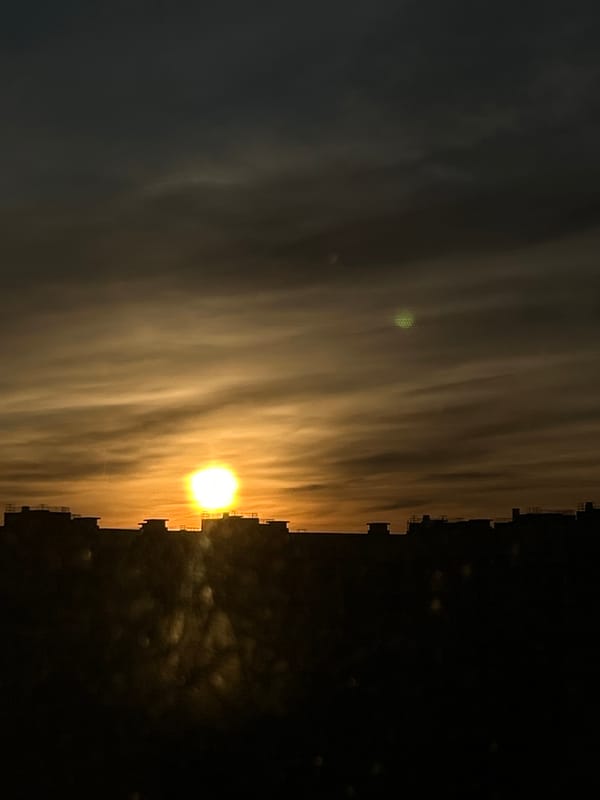 Dramatic sunset observed in Murino, Russia April 21