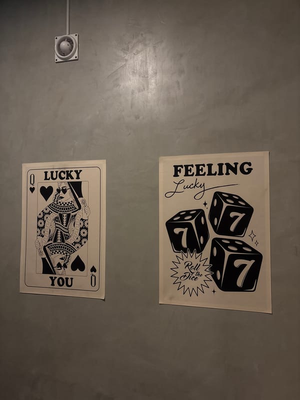 Friends play Hitster game at outdoor venue in Mexico