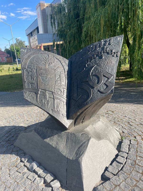 Book-shaped monument with tree carvings observed in Brest, Belarus